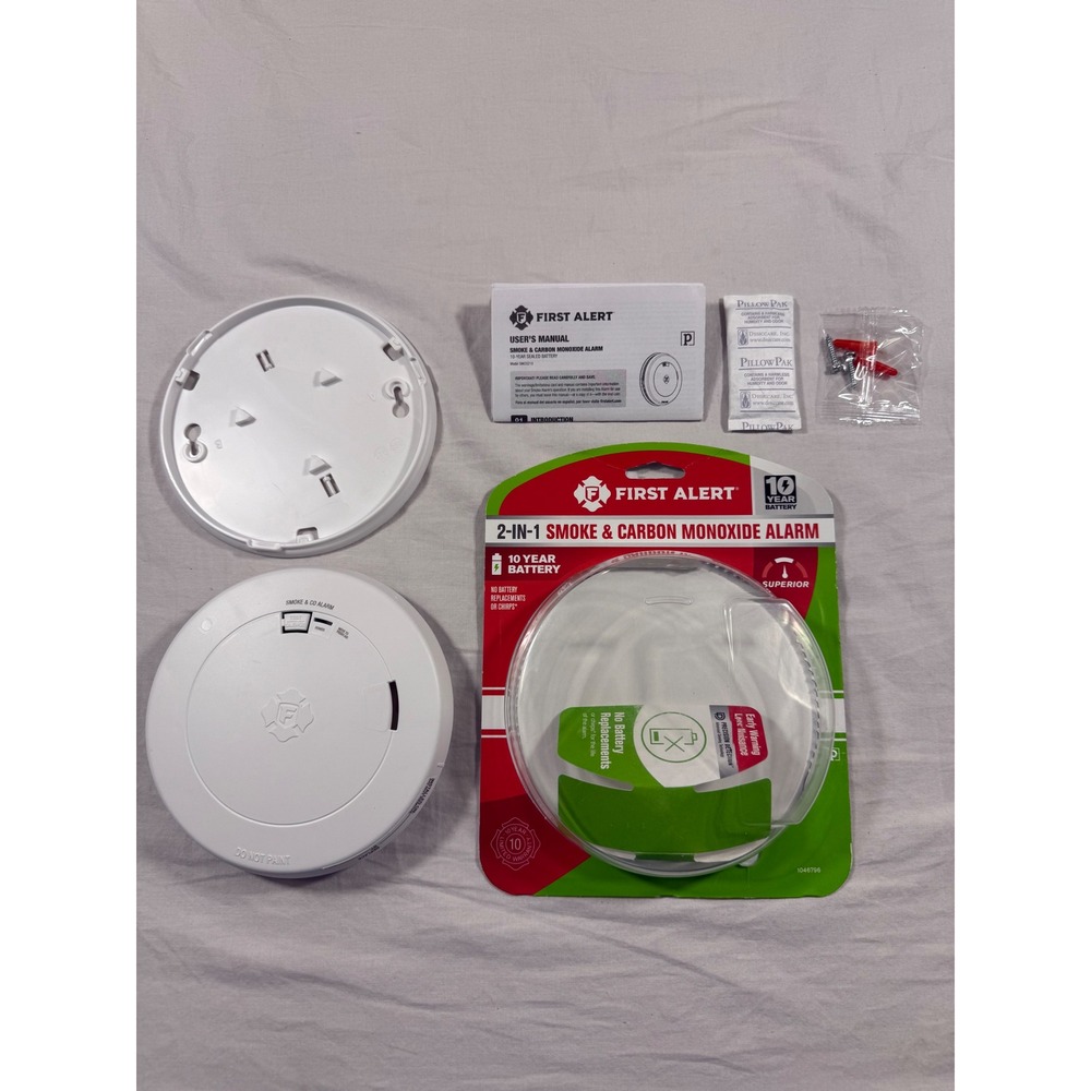 First Alert Smoke & Carbon Monoxide Alarm White 10 Year Battery Open Box